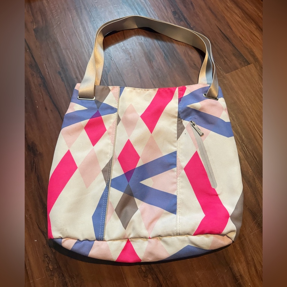 Nike Multicolor Geometric Shoulder Bag